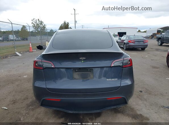 7SAYGDEFXNF495516 2022 TESLA MODEL Y Gray 
