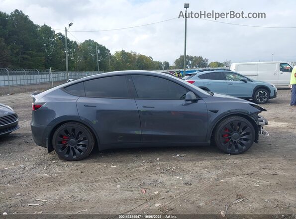 7SAYGDEFXNF538851 2022 TESLA MODEL Y Gray სალონის 360-გრადუსიანი ხედი