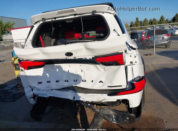 7SVAAABA5SX069148 2025 TOYOTA SEQUOIA Белый 