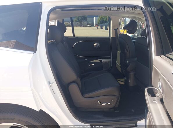 7YAMYFS59TY003693 2026 HYUNDAI IONIQ 9 White Vista de la etiqueta del VIN