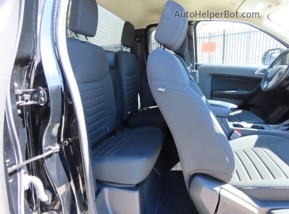 1FTER1FH4LLA80632 2020 FORD RANG Black Widok wnętrza z przodu