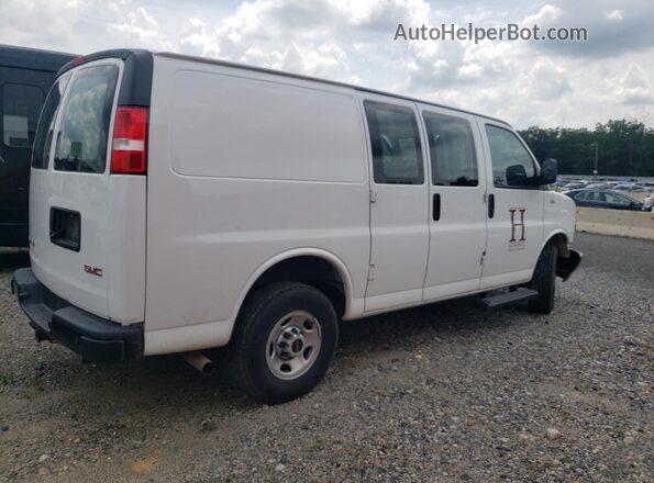 1GTZ7GFPXP1143302 2023 GMC SAVANA White Przód prawy