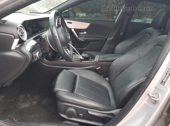 W1K3G4FB9NJ365955 2022 MERCEDES-BENZ A-CLASS Silver Widok deski rozdzielczej
