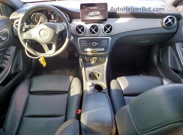 WDCTG4EB5JJ490306 2018 MERCEDES-BENZ GLA Red 