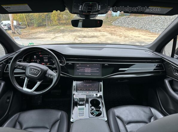 WA1ACBF78SD003214 2025 AUDI Q7 Black Rear seats view
