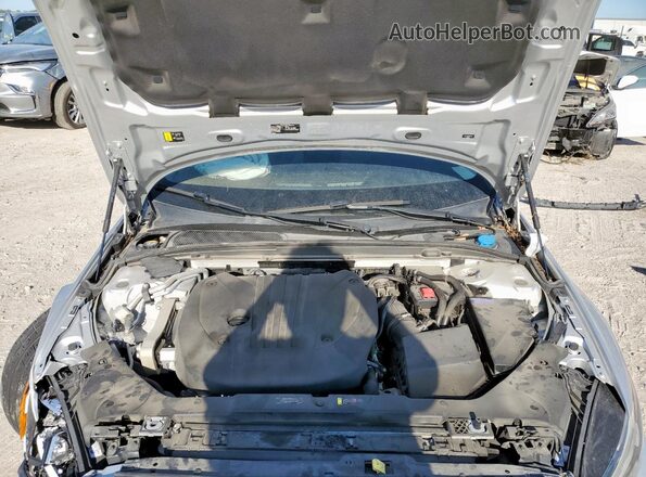 7JRL12FZ2NG174342 2022 VOLVO S60 Silver ძრავის განყოფილების ხედი