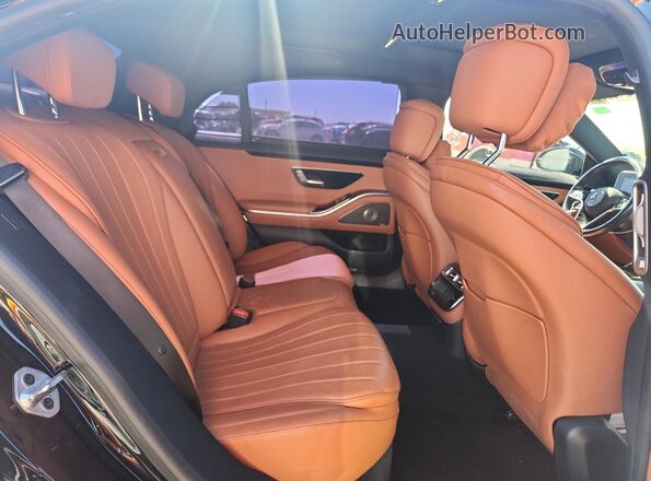 W1K6G6DB4NA074579 2022 MERCEDES-BENZ S Black 