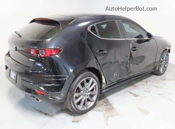 JM1BPAKL7M1336164 2021 MAZDA 3 Черный Передняя правая четверть