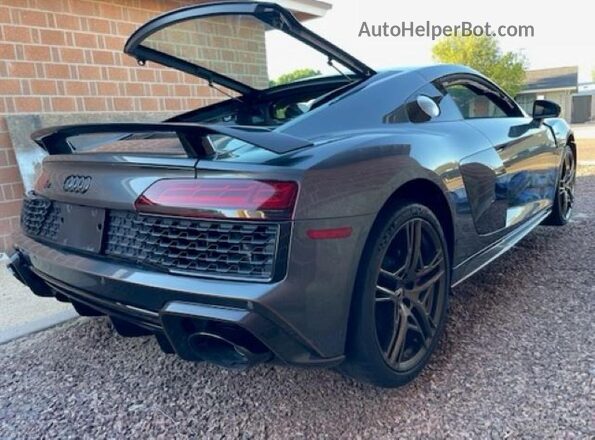 WUAKBAFX0L7900411 2020 AUDI R8 Gray Widok z przodu