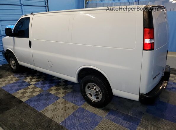 1GCWGAFP2L1272581 2020 CHEVROLET EXPRESS White Rear right