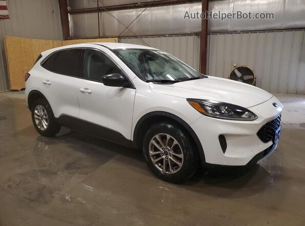 1FMCU9G65NUA60769 2022 FORD ESCAPE Белый Вид спереди