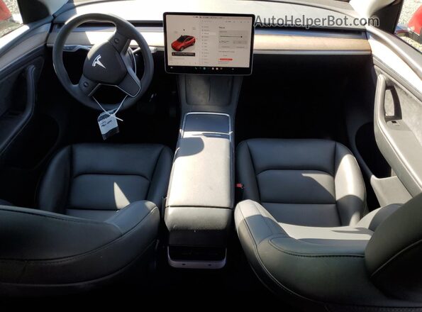 7SAYGDEE5RA217617 2024 TESLA MODEL Y Red Вид щитка приладів