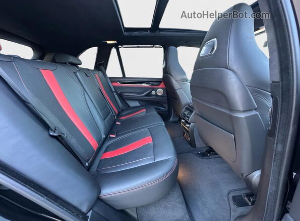 5YMKT6C51J0X21124 2018 BMW X5 Черный 