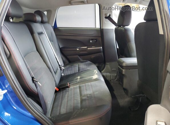 JA4ARUAU8RU016448 2024 MITSUBISHI OUTLANDER Blue 