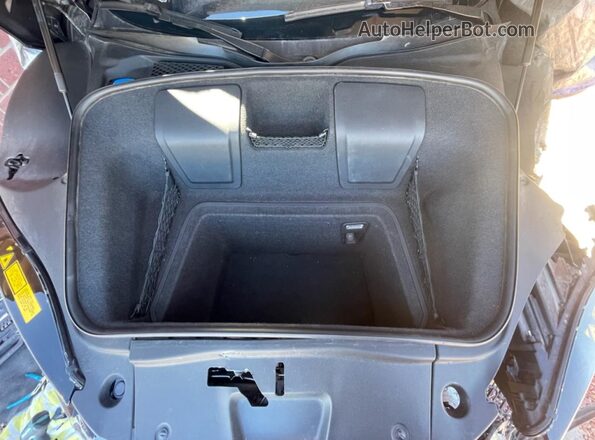 WUAKBAFX0L7900411 2020 AUDI R8 Gray Widok wnętrza z przodu