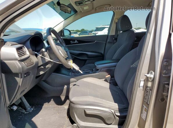 5XYPG4A36KG496705 2019 KIA SORENTO Gray Dashboard view