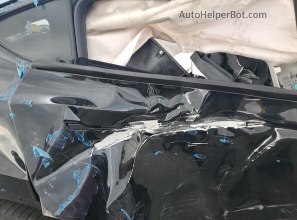 7SAYGDEF8RF041531 2024 TESLA MODEL Y Черный Вид задней части салона