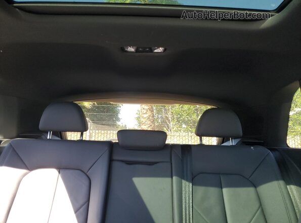 WA1DECF3XM1029439 2021 AUDI Q3 Gray Вид задніх сидінь