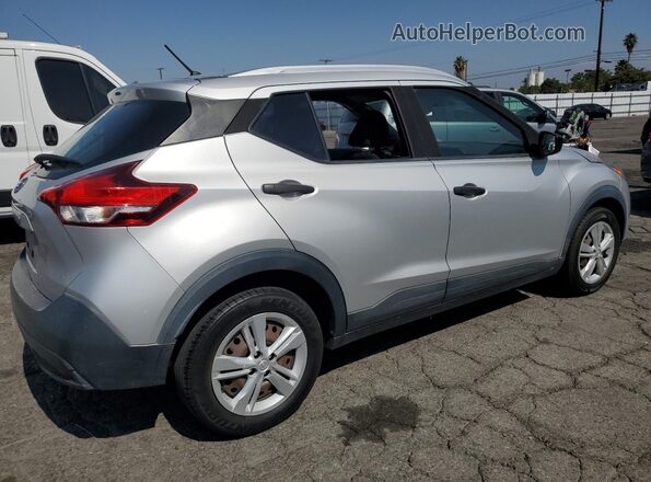 3N1CP5CU7JL515055 2018 NISSAN KICKS Серебряный 