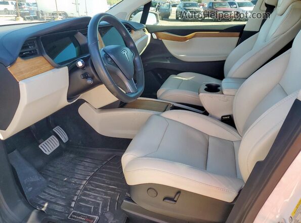 5YJXCAE41KF183128 2019 TESLA MODEL X White 