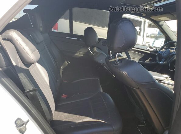 4JGDA5GB2KB216034 2019 MERCEDES-BENZ GLE White Vista interior trasera