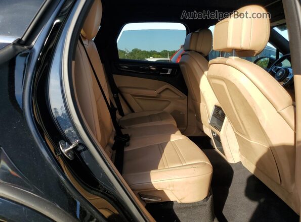 WP1AA2AY3LDA06758 2020 PORSCHE CAYENNE Black Vista del compartimento del motor