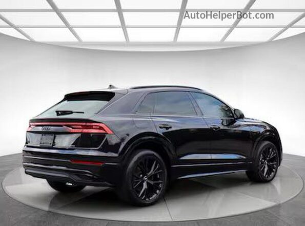 WA1AVAF15MD001066 2021 AUDI Q8 Black Передня права чверть