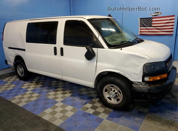 1GCWGAFP2L1272581 2020 CHEVROLET EXPRESS White Front view