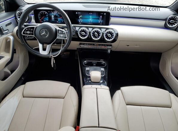 WDD3G4EB5LW042472 2020 MERCEDES-BENZ A White Instrument cluster view