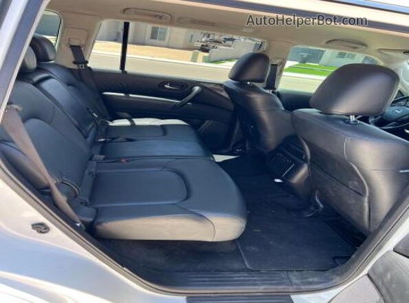 JN8AY2AC6M9148094 2021 NISSAN ARMADA Белый Вид салона спереди