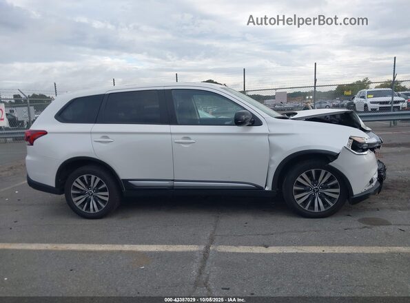 JA4AD2A31LZ045052 2020 MITSUBISHI OUTLANDER Белый Вид задней части салона