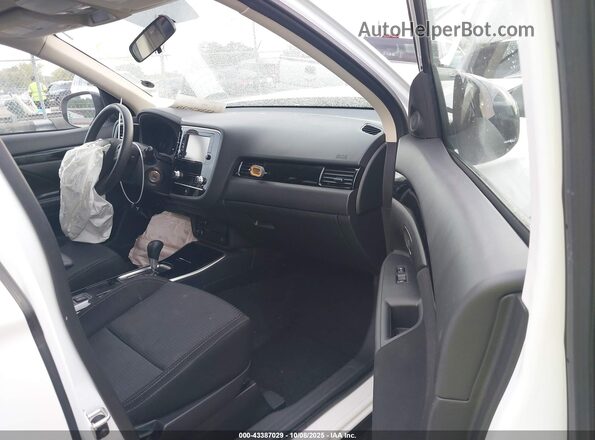 JA4AD2A31LZ045052 2020 MITSUBISHI OUTLANDER Белый Вид салона спереди