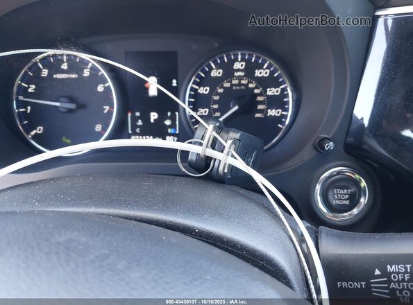 JA4AD3A35LZ007314 2020 MITSUBISHI OUTLANDER Красный Вид панели приборов