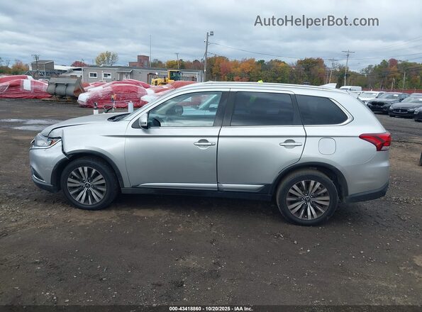 JA4AD3A36LZ030889 2020 MITSUBISHI OUTLANDER Silver 360 interior view