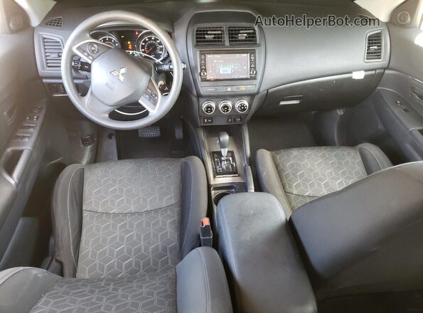 JA4APUAU2MU035804 2021 MITSUBISHI OUTLANDER Gray Вид панелі приладів