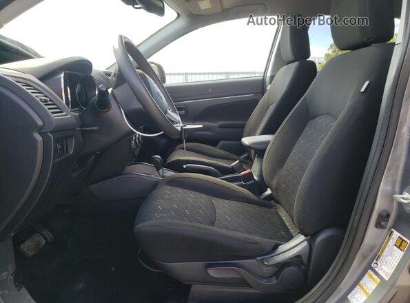 JA4APUAU2MU035804 2021 MITSUBISHI OUTLANDER Gray Вид салону спереду