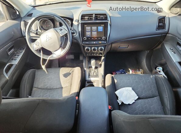 JA4APVAU6MU017294 2021 MITSUBISHI OUTLANDER Серебряный 