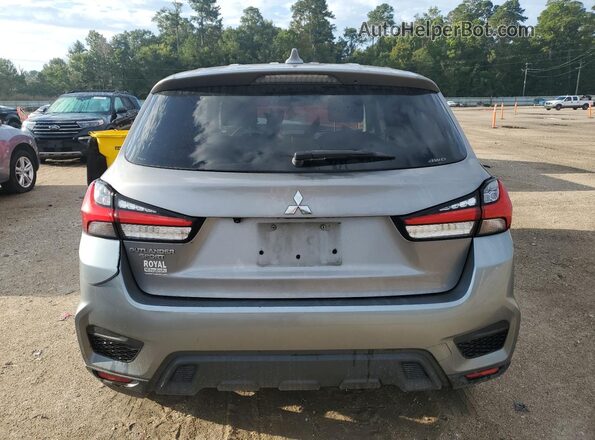 JA4AR3AU2LU028080 2020 MITSUBISHI OUTLANDER Silver Հետևի տեսք