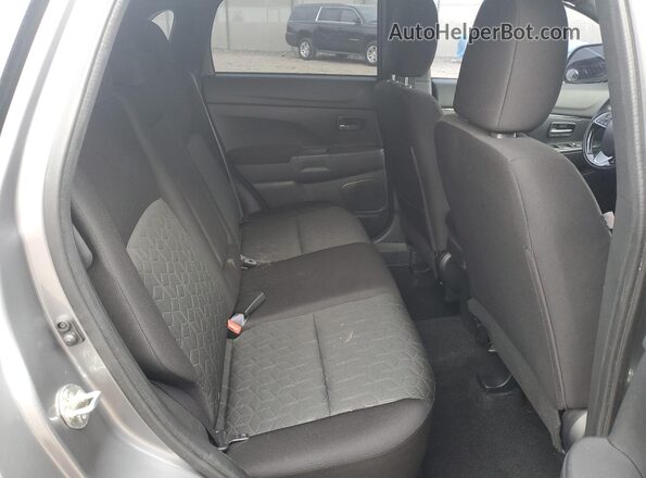JA4AR3AU9LU022387 2020 MITSUBISHI OUTLANDER Silver Սալոնի հետևի տեսք