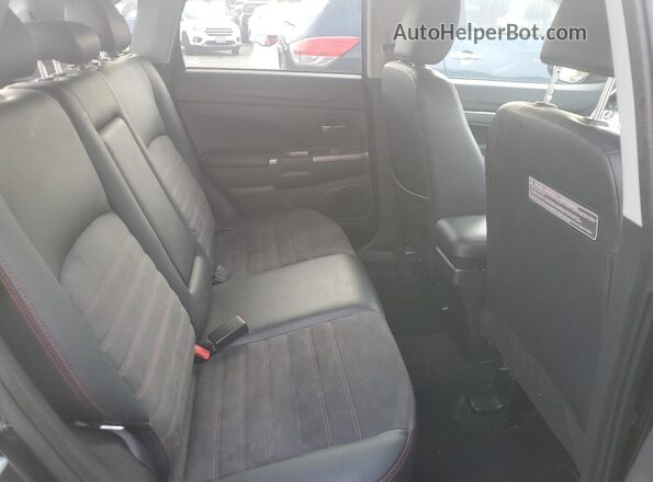 JA4AR3AWXJZ012985 2018 MITSUBISHI OUTLANDER Black 