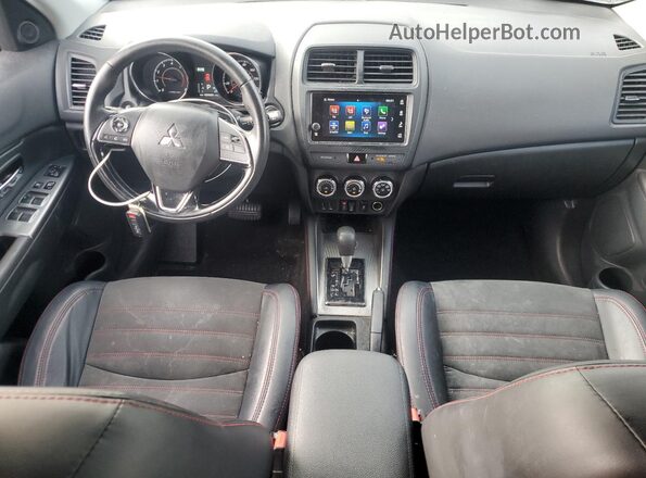 JA4AR3AWXJZ012985 2018 MITSUBISHI OUTLANDER Black 