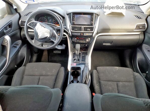 JA4AS3AA0LZ022243 2020 MITSUBISHI ECLIPSE Silver Widok deski rozdzielczej