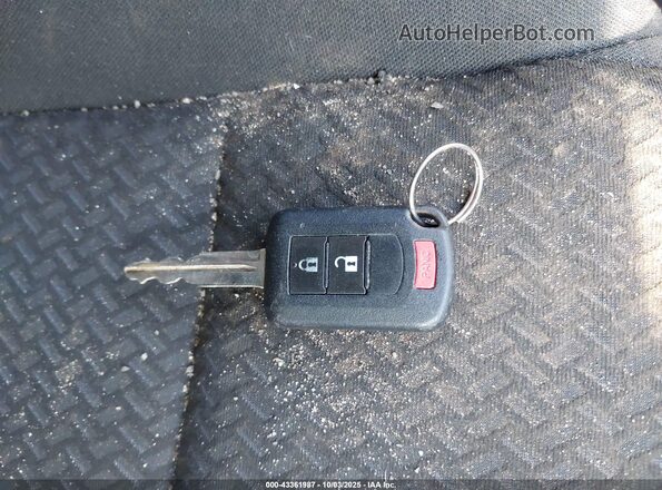 JA4ATUAA0RZ045906 2024 MITSUBISHI ECLIPSE CROSS Silver წინა პანელის ხედი