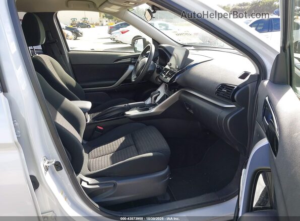 JA4ATVAA5PZ006411 2023 MITSUBISHI ECLIPSE CROSS White Вид салону спереду
