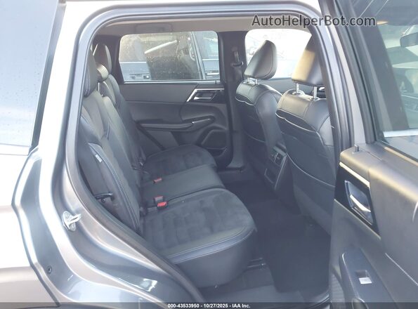 JA4J4UA87NZ037726 2022 MITSUBISHI OUTLANDER Silver Widok naklejki z numerem VIN