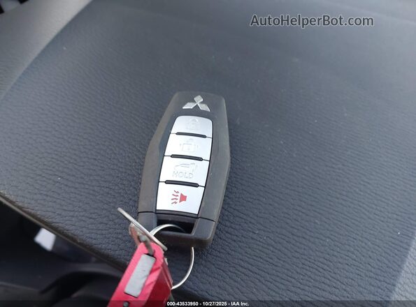 JA4J4UA87NZ037726 2022 MITSUBISHI OUTLANDER Silver Widok deski rozdzielczej