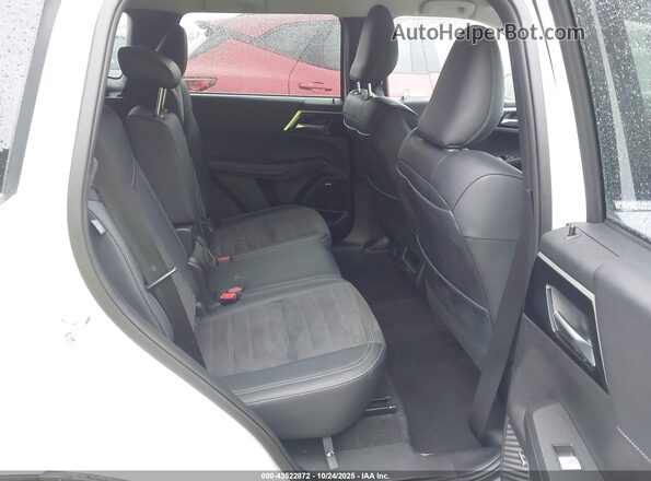 JA4J4VA84SZ016575 2025 MITSUBISHI OUTLANDER Silver 