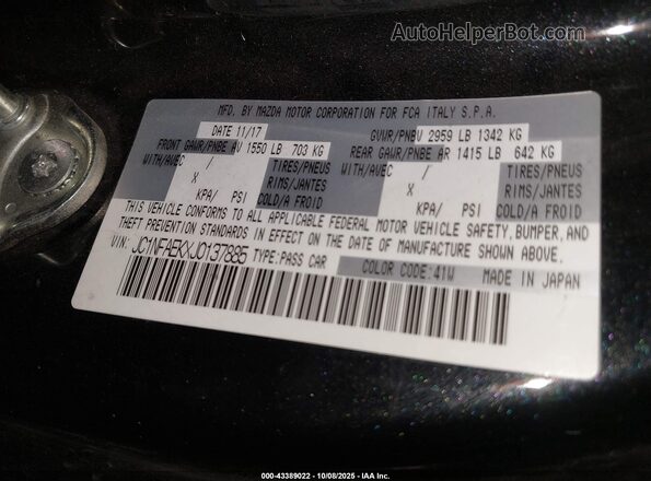 JC1NFAEKXJ0137885 2018 FIAT 124 SPIDER Black Engine compartment view