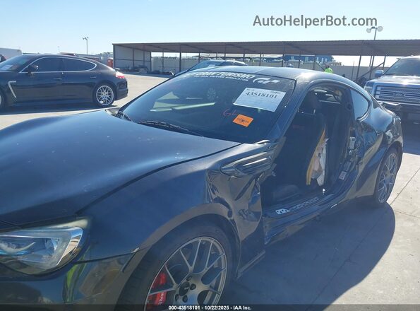 JF1ZCAC12H9605658 2017 SUBARU BRZ Gray წინა ხედი