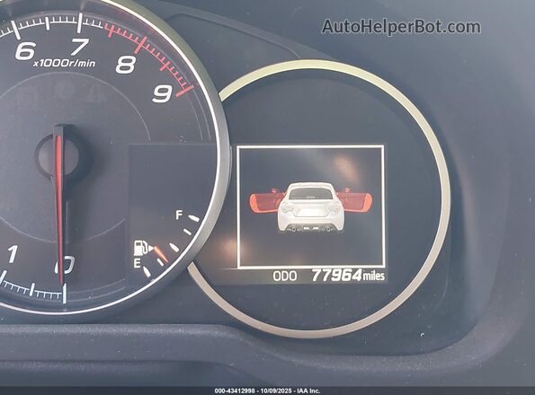 JF1ZCAC17J9601675 2018 SUBARU BRZ Серебряный 